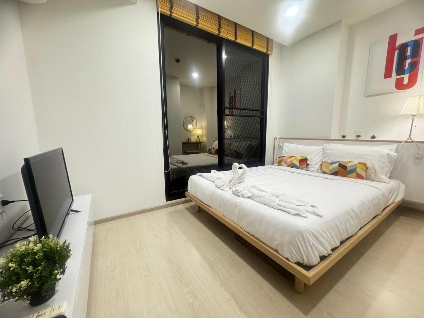 Ekamai 2 Bed Room Bangkok Buitenkant foto